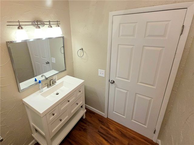 814 Mccandless Ave, Lawrenceville, PA 15201