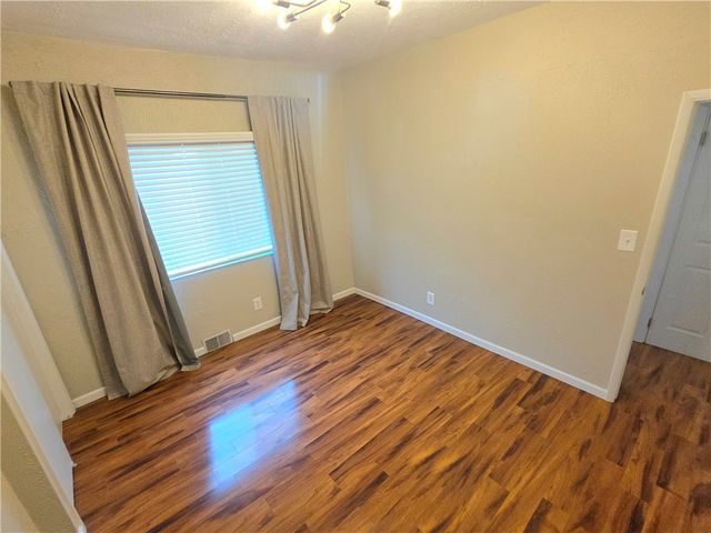 814 Mccandless Ave, Lawrenceville, PA 15201