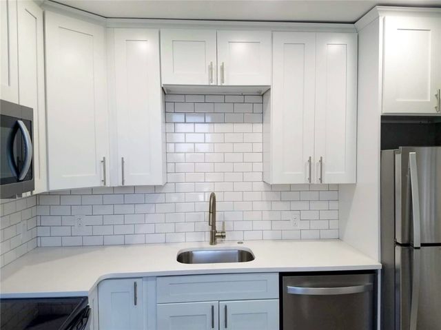 814 Mccandless Ave, Lawrenceville, PA 15201