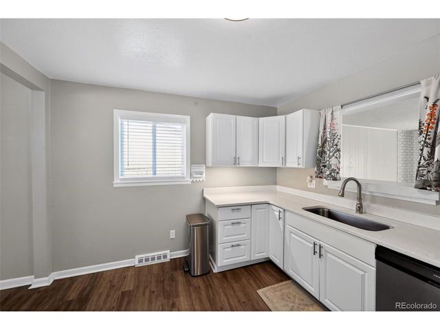 830 S Wheeling St, Aurora, CO 80012