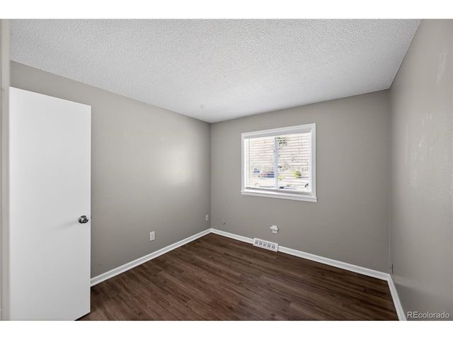 830 S Wheeling St, Aurora, CO 80012