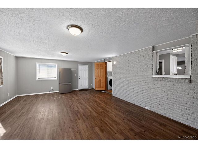 830 S Wheeling St, Aurora, CO 80012