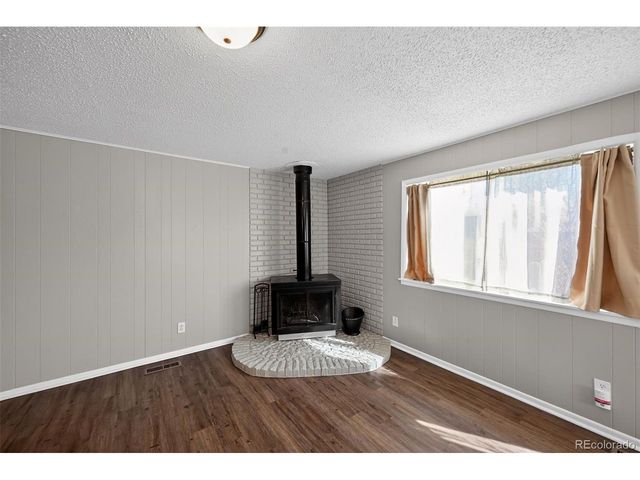 830 S Wheeling St, Aurora, CO 80012