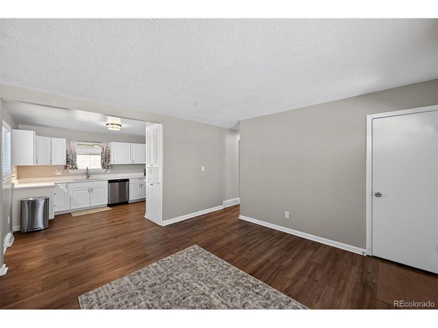 830 S Wheeling St, Aurora, CO 80012