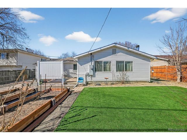 830 S Wheeling St, Aurora, CO 80012