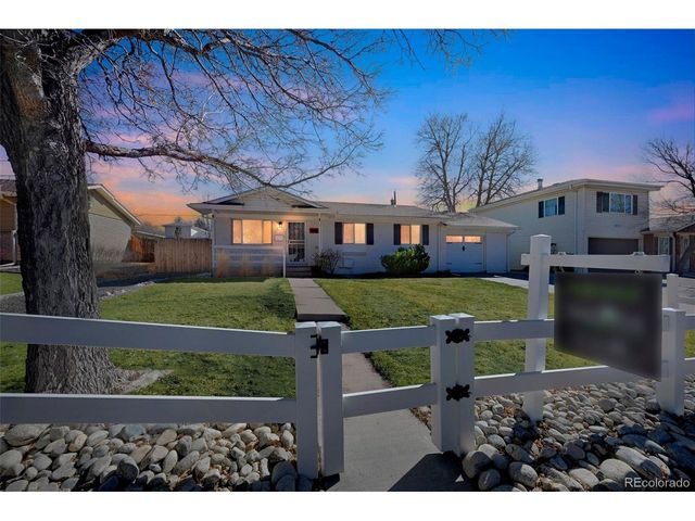 830 S Wheeling St, Aurora, CO 80012