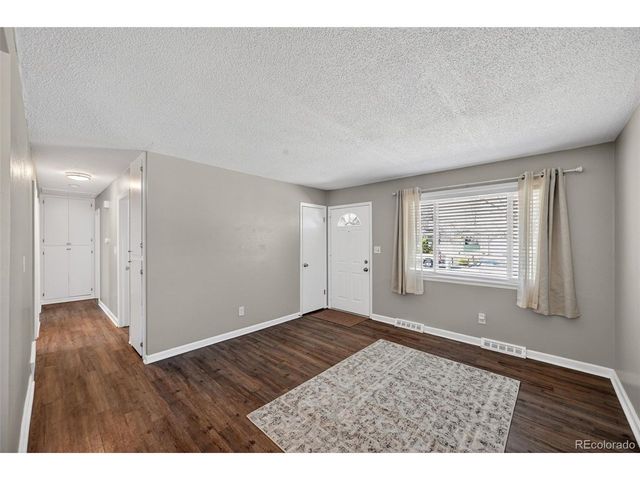 830 S Wheeling St, Aurora, CO 80012