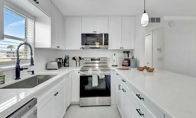 581 Monaco Boulevard 581, Delray Beach, FL 33446