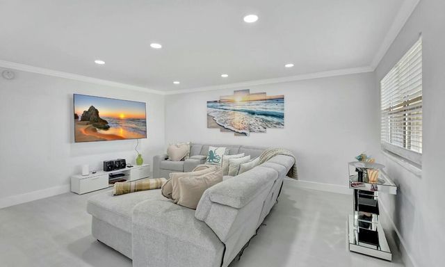 581 Monaco Boulevard 581, Delray Beach, FL 33446