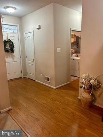 25 CHEW LN, Sewell, NJ 08080