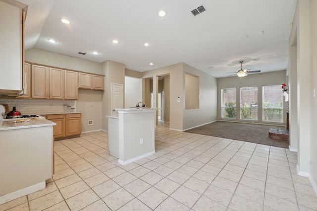 1806 Crosshaven Drive, Lewisville, TX 75077