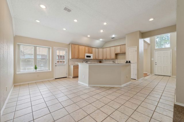 1806 Crosshaven Drive, Lewisville, TX 75077