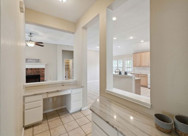 1806 Crosshaven Drive, Lewisville, TX 75077