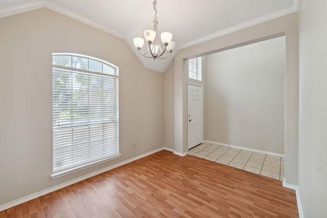 1806 Crosshaven Drive, Lewisville, TX 75077