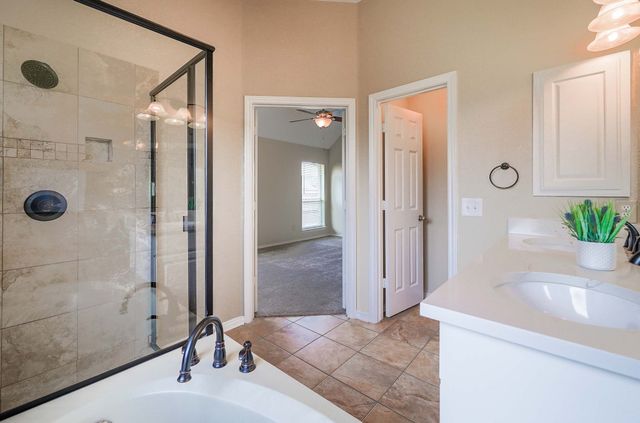 1806 Crosshaven Drive, Lewisville, TX 75077