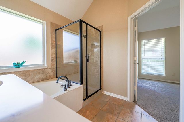 1806 Crosshaven Drive, Lewisville, TX 75077
