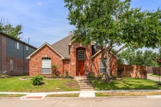 1806 Crosshaven Drive, Lewisville, TX 75077
