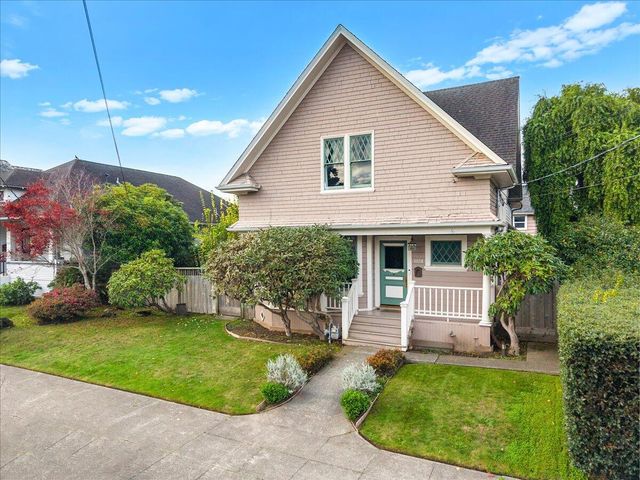 1124 L Street, Eureka, CA 95501