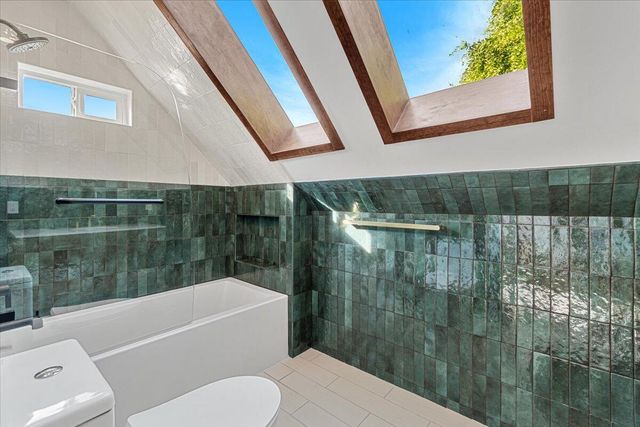 1124 L Street, Eureka, CA 95501