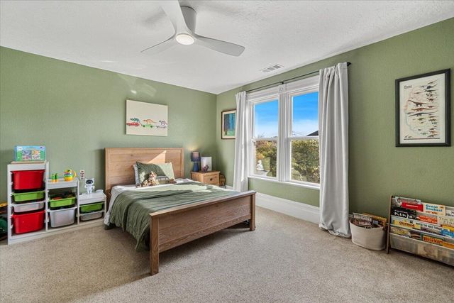 1124 L Street, Eureka, CA 95501