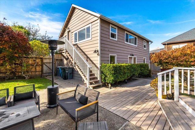 1124 L Street, Eureka, CA 95501