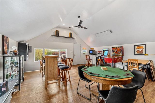 1124 L Street, Eureka, CA 95501