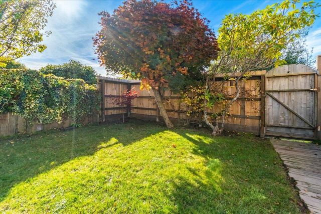 1124 L Street, Eureka, CA 95501