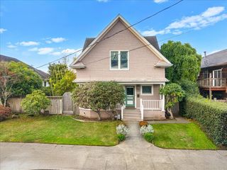 1124 L Street, Eureka, CA 95501