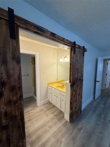 2409 Caprice Avenue, Denison, TX 75020