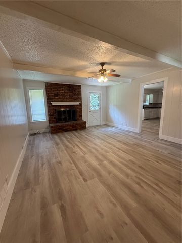2409 Caprice Avenue, Denison, TX 75020