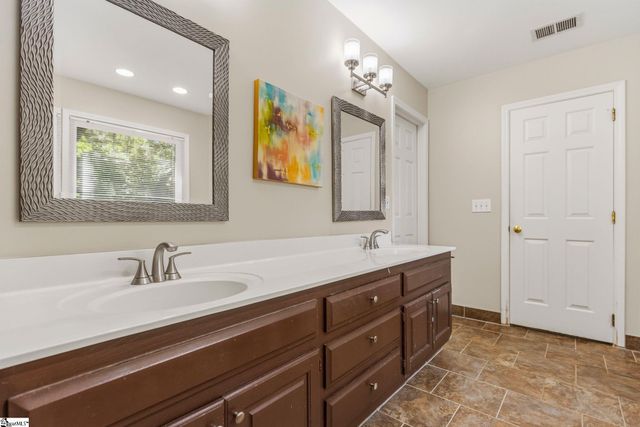 32 Wrenwood Court, Greer, SC 29651