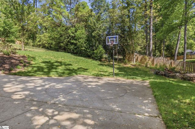 32 Wrenwood Court, Greer, SC 29651