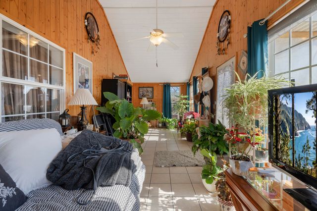 25401 S 603 Road, Grove, OK 74344