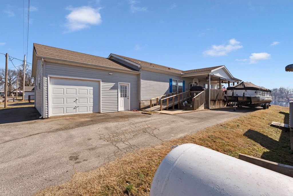 25401 S 603 Road, Grove, OK 74344