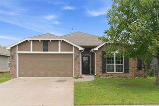 11001 N 154th East Avenue, Owasso, OK 74055
