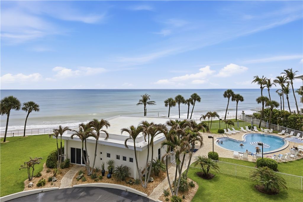 3554 Ocean Drive 403S, Vero Beach, FL 32963