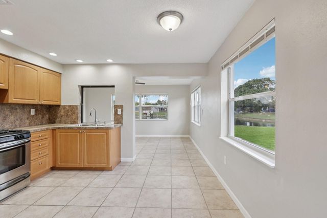 6901 NW 28th Street, Sunrise, FL 33313