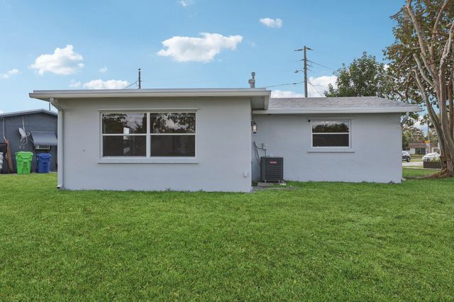 6901 NW 28th Street, Sunrise, FL 33313