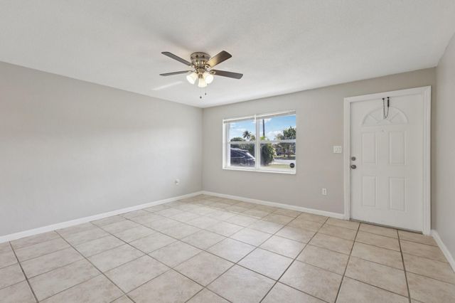 6901 NW 28th Street, Sunrise, FL 33313