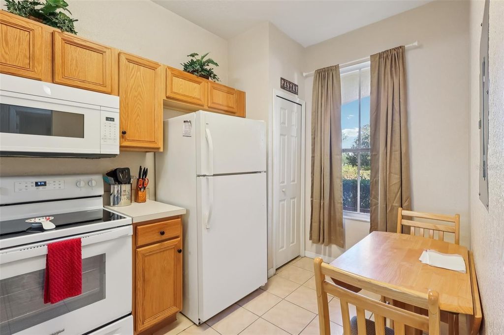 Image 8 of property listing at 353 TERRA LAGO STREET, Davenport, FL 33897