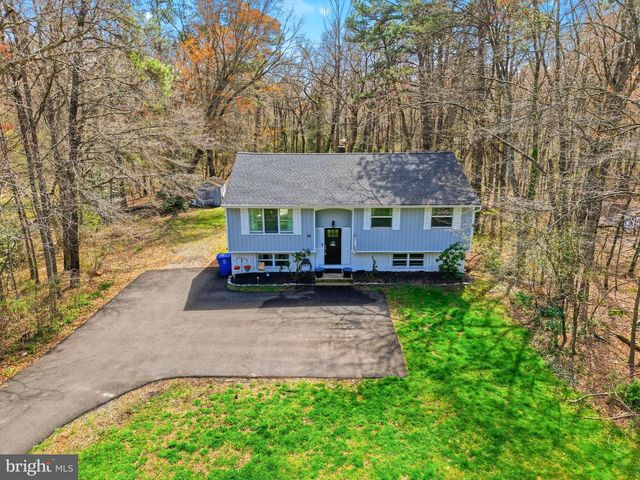 16 SKEET RD, Medford, NJ 08055