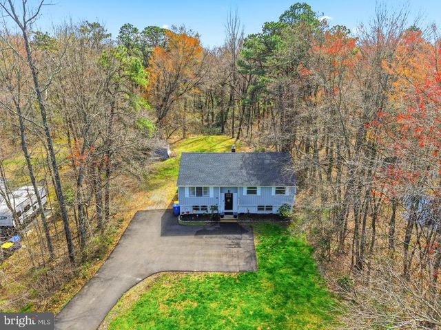 16 SKEET RD, Medford, NJ 08055