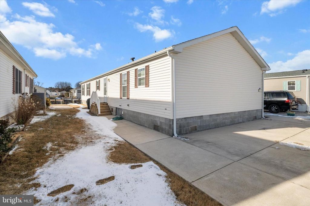 Image 3 of property listing at 36981 BLUE TEAL RD, Selbyville, DE 19975