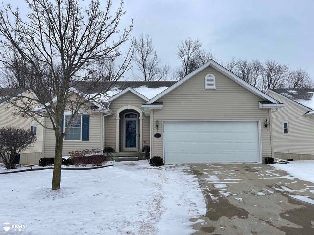 4459 Cross Creek Boulevard, Burton, MI 48509