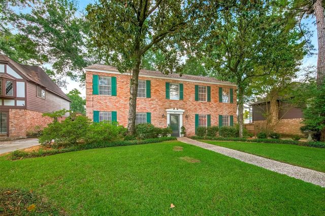 3911 Highpines Drive, Houston, TX 77068