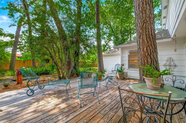 3911 Highpines Drive, Houston, TX 77068