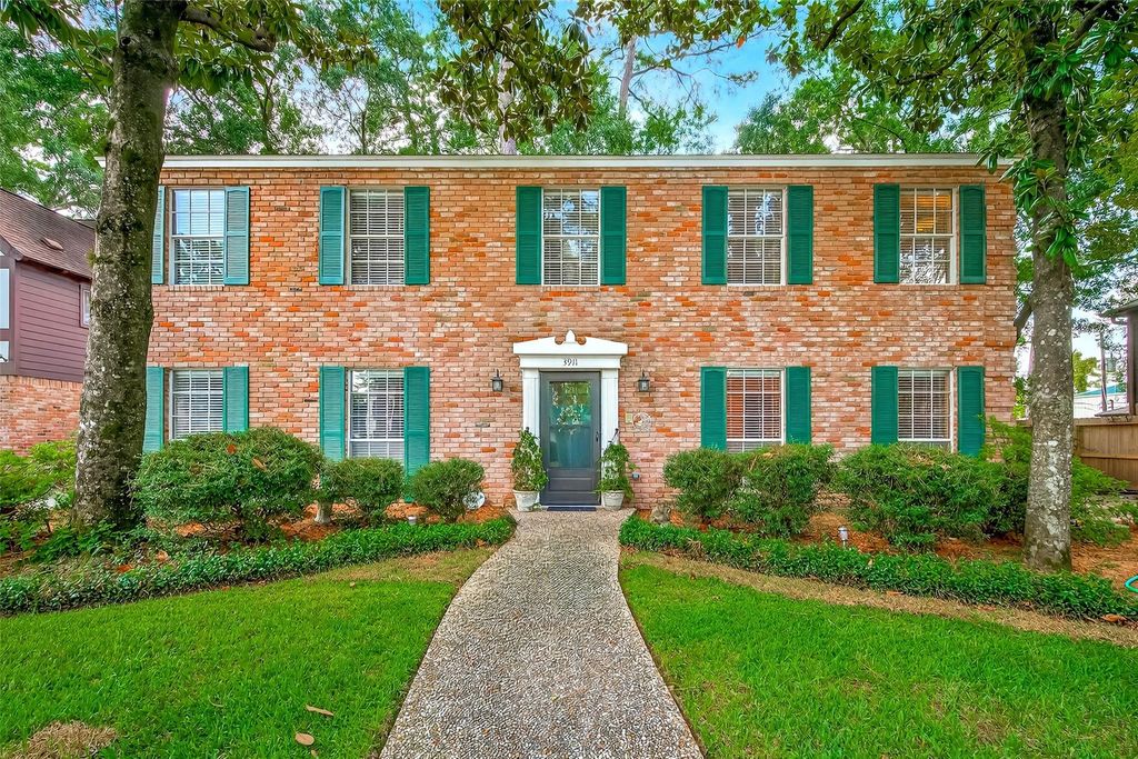 3911 Highpines Drive, Houston, TX 77068
