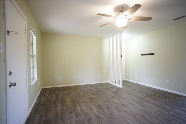 12725 Dakota LN B, Austin, TX 78729