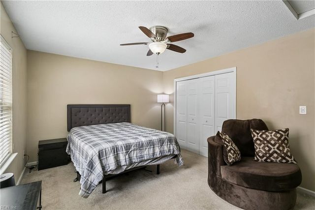 187 Hunt Club RN N, Newport News, VA 23608