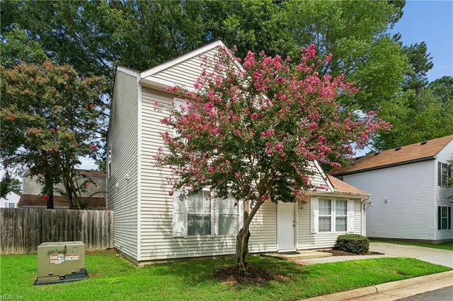 187 Hunt Club RN N, Newport News, VA 23608